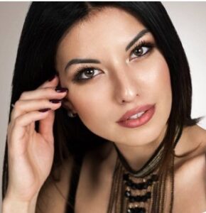 Read more about the article Best Safe Eyebrow and Facial Trimmer Review