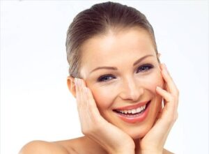 Read more about the article Long-Lasting Glow with Milk Makeup Primer Review